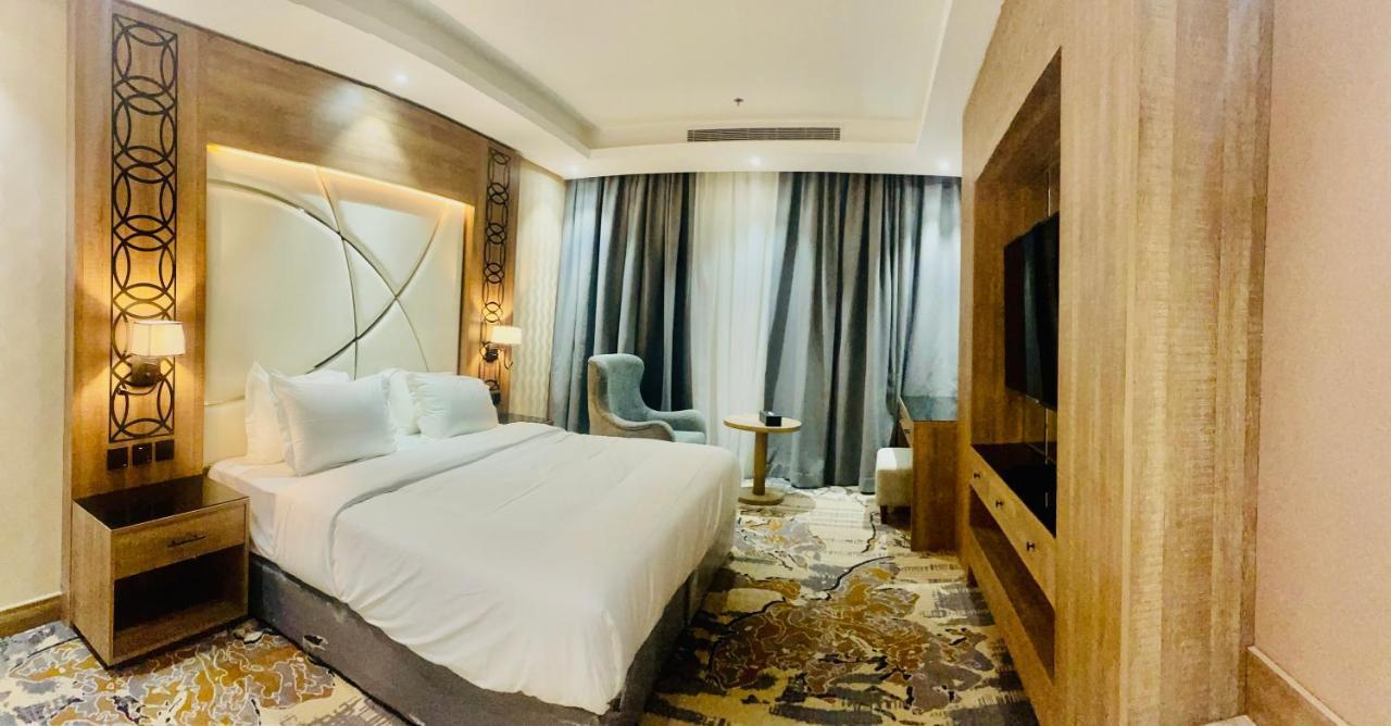 Mirnian Hotel Джедда Экстерьер фото