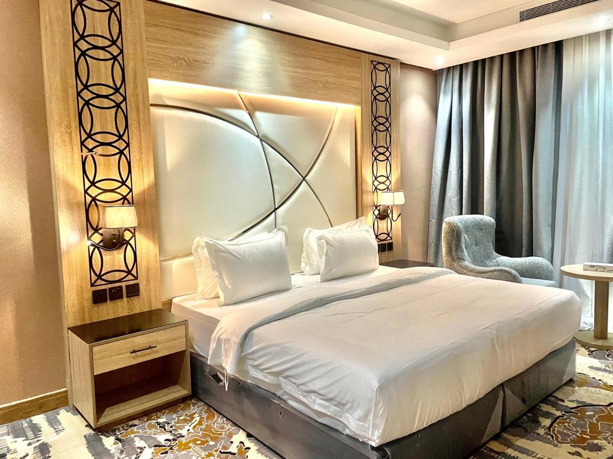 Mirnian Hotel Джедда Экстерьер фото