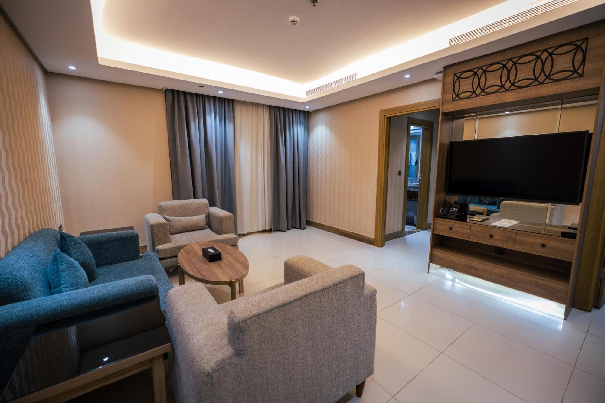 Mirnian Hotel Джедда Экстерьер фото
